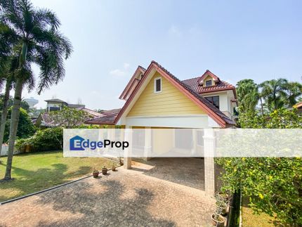 [SPACIOUS LAND 6194sqft] RENOVATED 2 Storey Bungalows, Saujana Impian Golf & Country Club, Selangor, Kajang