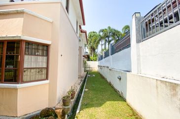 Impian Golf & Country Club