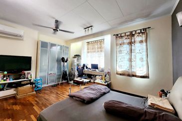 DOUBLE STOREY SUPERLINK @ JALAN BIRAI, BUKIT JELUTONG