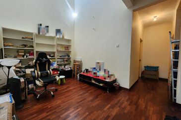 DOUBLE STOREY SUPERLINK @ JALAN BIRAI, BUKIT JELUTONG