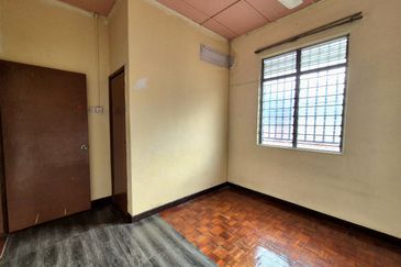 Taman Subang Indah PJS 10