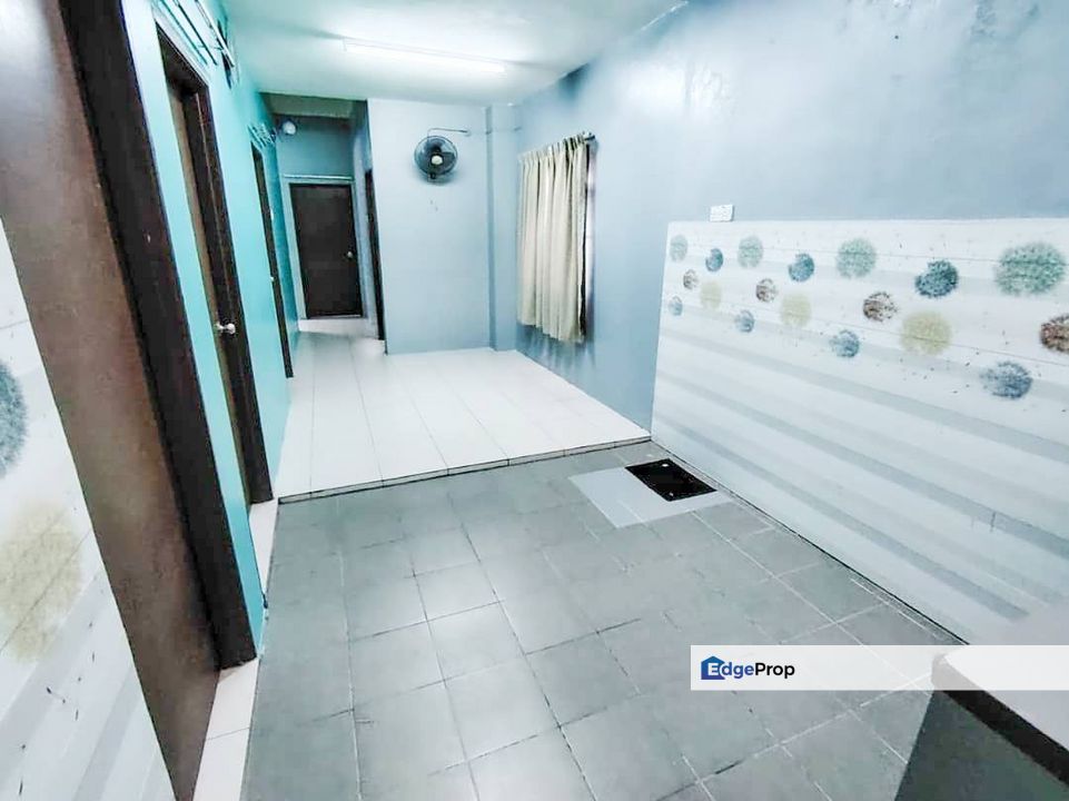 [RENOVATED] END LOT  1 STY TAMAN MERPATI, OLAK LEMPIT ,BANTING, Selangor, Banting