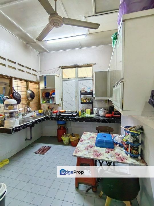 [RENOVATED & FACING OPEN] END LOT Single Storey Terrace, Taman Desa Cempaka, Nilai, Negeri Sembilan, Nilai