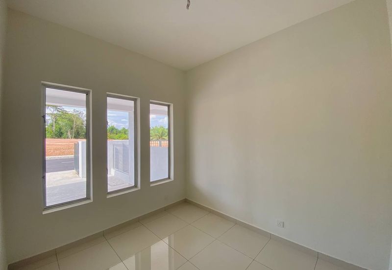 J1 Residence @ Jenderam