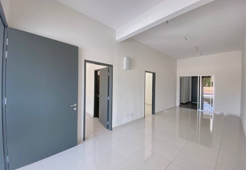 J1 Residence @ Jenderam