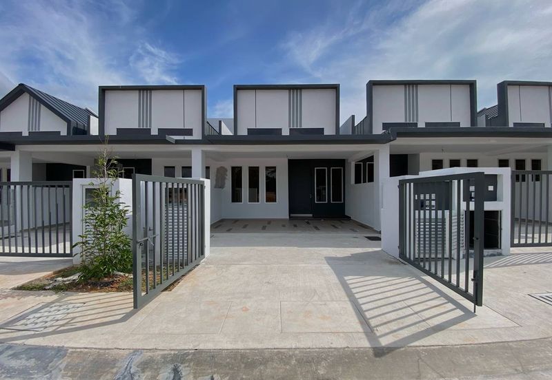 J1 Residence @ Jenderam