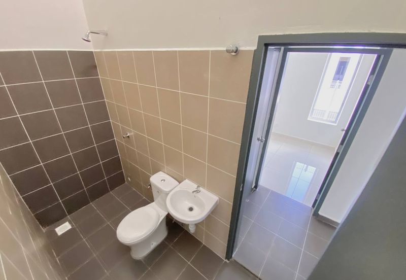 J1 Residence @ Jenderam