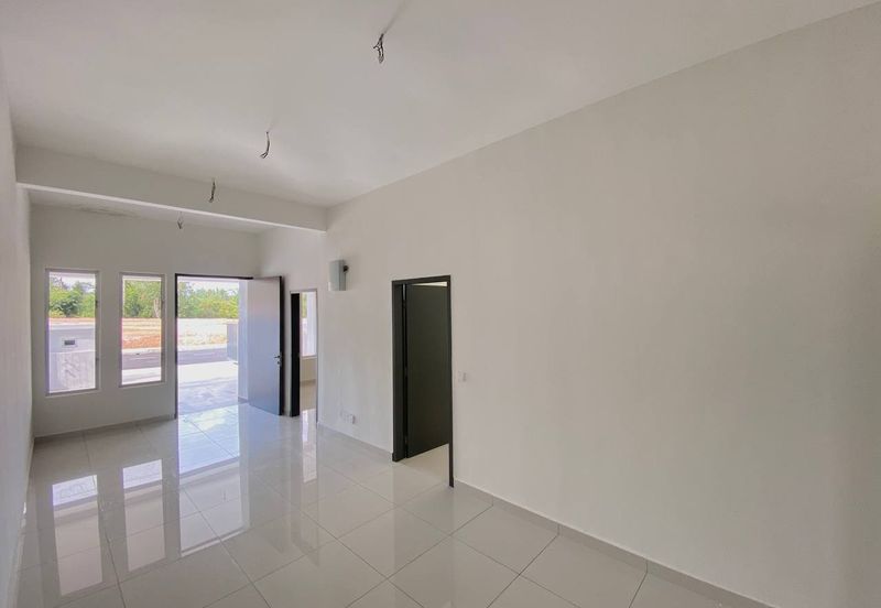 J1 Residence @ Jenderam