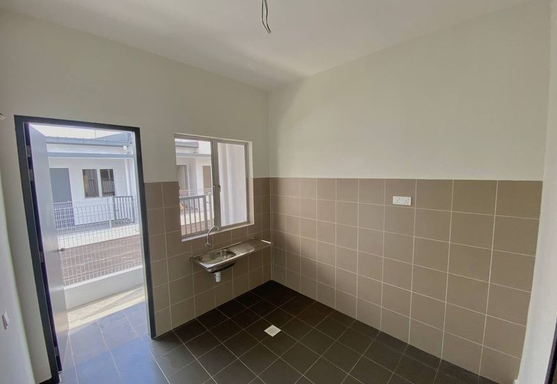 J1 Residence @ Jenderam