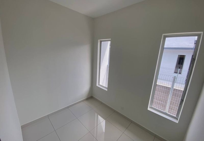 J1 Residence @ Jenderam