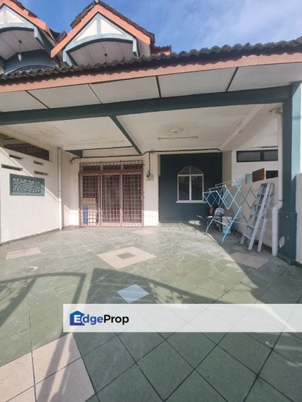 [RENOVATED & DEKAT SURAU] Double Storey Terrace, Taman Desa Makmur ,Sg Merab , Selangor, Kajang