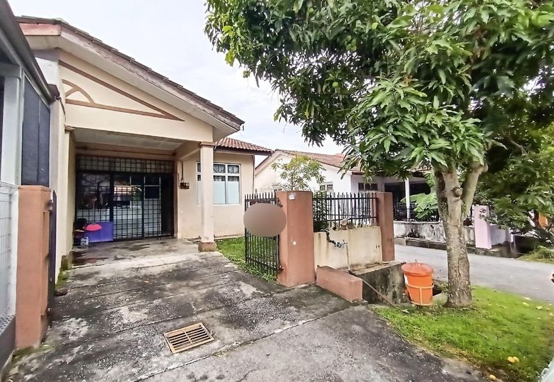 Bandar Baru Salak Tinggi