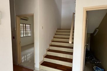 Jalan Suakasih @ Tun Hussein Onn