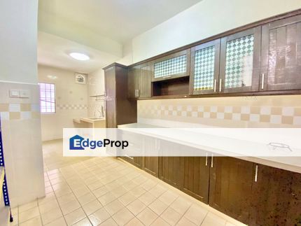 KITCHEN EXTENDED‼️ Double Storey Terrace, Taman Bukit Subang, Selangor, Shah Alam