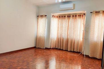 [Non-Bumilot Unit] Double Storey Terrace, Kelana Idaman Ara Damansara