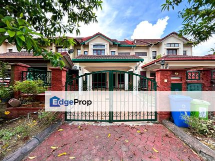 RENOVATED‼️ Double Storey Terrace @ Jalan Adang, Bukit Jelutong, Selangor, Bukit Jelutong