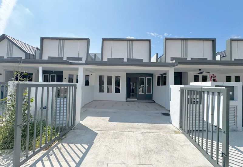 J1 Residence @ Jenderam