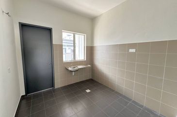 J1 Residence @ Jenderam