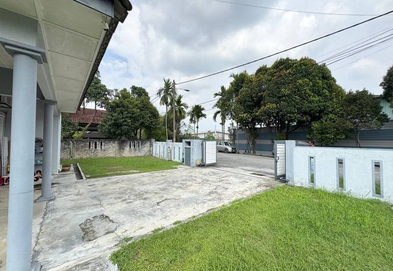 Taman Desa Subang Permai