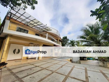 3 Storey Bungalow Fully Renovated Bandar Baru Bangi, Selangor, Bangi