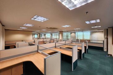 Renovated Spacious 4 Storey Office Building with Sub Basement Presint 16 Putrajaya