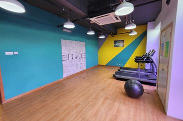 Renovated Spacious 4 Storey Office Building with Sub Basement Presint 16 Putrajaya