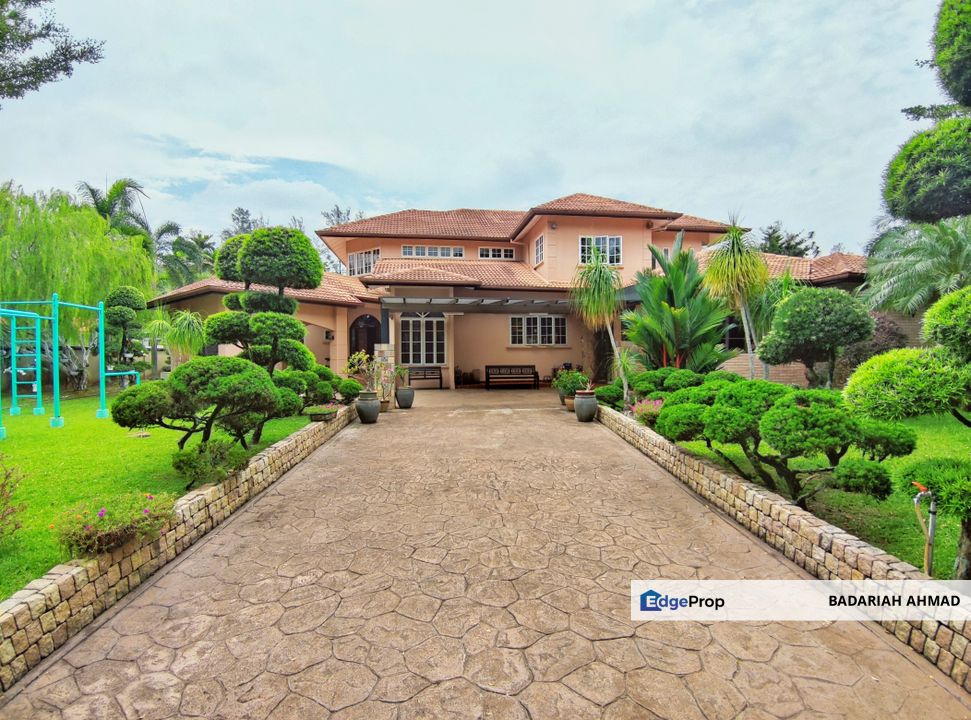 Double Storey Bungalow at Country Heights Kajang for Sale RM5,200,000