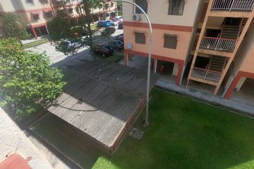 Apartment Pusat Komersil Seksyen 7 Shah Alam