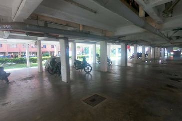 Apartment Pusat Komersil Seksyen 7 Shah Alam