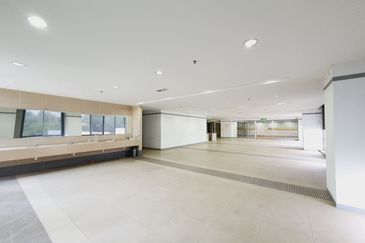 Vacant 8 Storey Stand Alone Building Cyberjaya Selangor