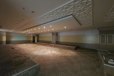 Vacant 8 Storey Stand Alone Building Cyberjaya Selangor