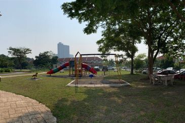 Kelompok Rajawali Apartment