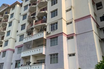 Kelompok Rajawali Apartment