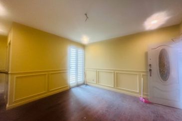 Renovated Corner Pangsapuri Sri Indah Seri Kembangan Selangor