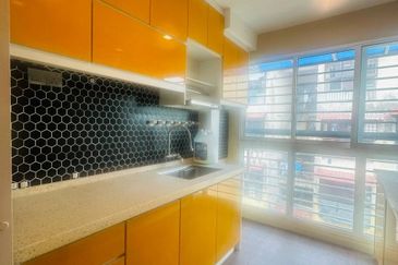 Renovated Corner Pangsapuri Sri Indah Seri Kembangan Selangor