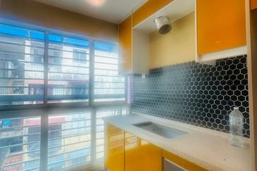 Renovated Corner Pangsapuri Sri Indah Seri Kembangan Selangor