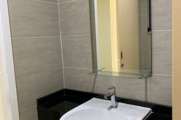 Maisson @ Platinum Apartment