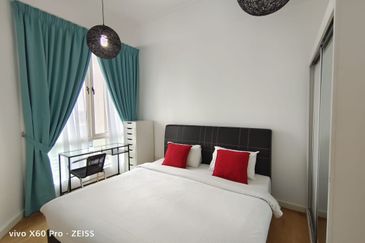 231 TR Serviced Suite