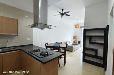 231 TR Serviced Suite