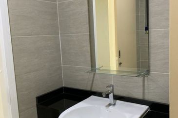 Maisson @ Platinum Apartment