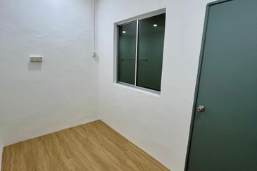 TERES SETINGKAT TAMAN DESA AMAN SUNGAI LALANG UNTUK DIJUAL ❗❗