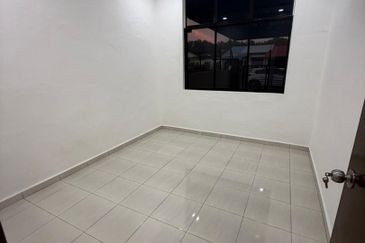 TERES SETINGKAT TAMAN KENARI KULIM UNTUK DIJUAL ❗❗