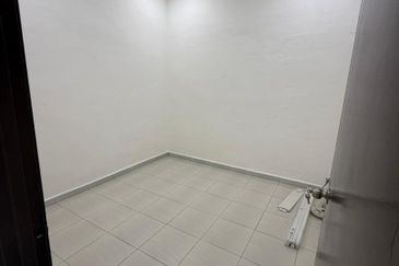 TERES SETINGKAT TAMAN KENARI KULIM UNTUK DIJUAL ❗❗