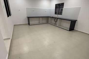 TERES SETINGKAT TAMAN KENARI KULIM UNTUK DIJUAL ❗❗