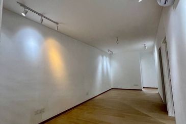 TERES SETINGKAT TAMAN SERI BAYU SUNGAI LALANG UNTUK DIJUAL ❗❗