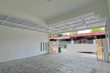 TERES SETINGKAT TAMAN SERI BAYU SUNGAI LALANG UNTUK DIJUAL ❗❗