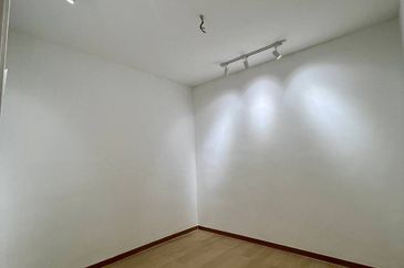 TERES SETINGKAT TAMAN SERI BAYU SUNGAI LALANG UNTUK DIJUAL ❗❗