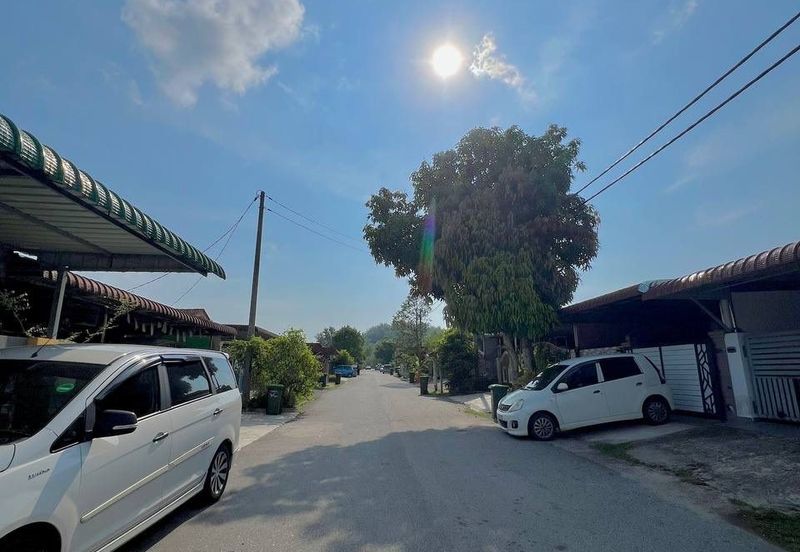 TERES SETINGKAT TAMAN SERI BAYU SUNGAI LALANG UNTUK DIJUAL ❗❗