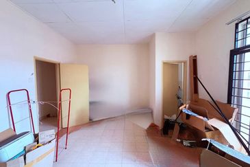 BANDAR LAGUNA MERBOK (SESEBUAH)