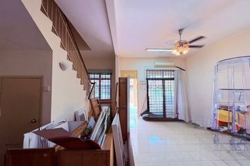 BANDAR LAGUNA MERBOK (SESEBUAH)